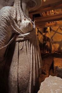 Amphipolis Caryatids full body , Greece  Picture from the Hellenic Ministry of Culture and Sports  